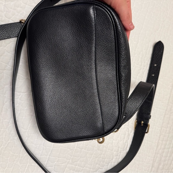 Coach Black Leather Camera Shoulder Bag - Picture 2 of 4